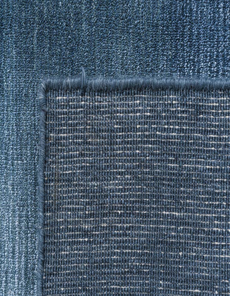 Detail image of 4' 4 x 6' 4 Darya Rug