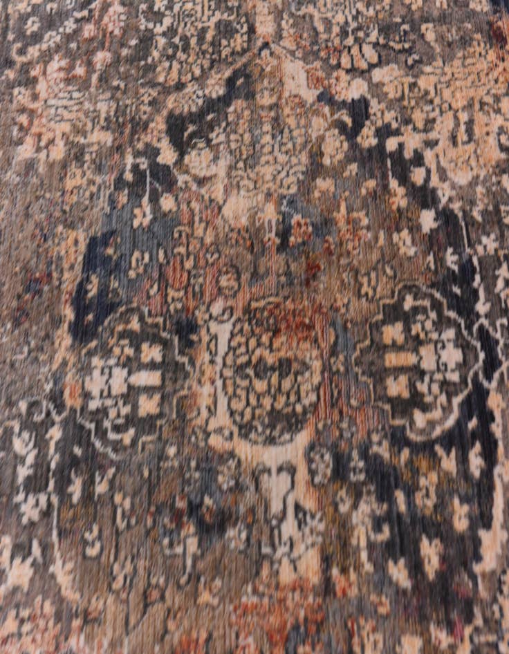 Detail image of 5' x 7' 7 Eden Rug