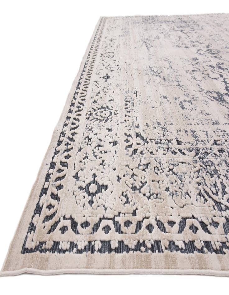 Detail image of 9' 9 x 14' 4 Eliza Rug