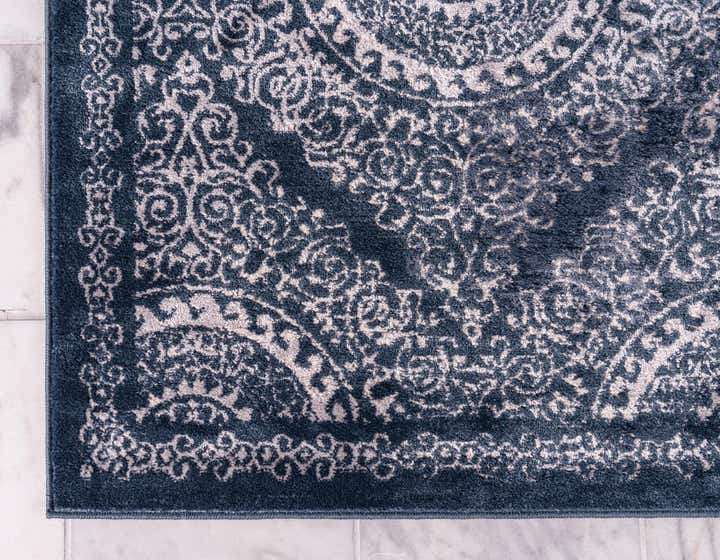 7' 10 x 11' Estate Rug