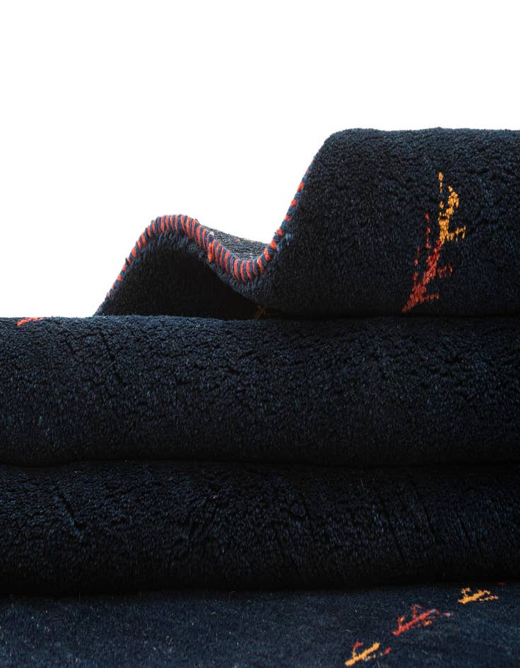 Detail image of 4' 11 x 6' 8 Gabbeh Shouli Rug