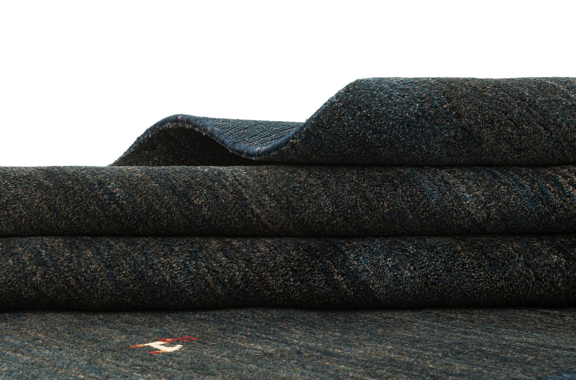 5' x 6' 5 Gabbeh Shouli Rug