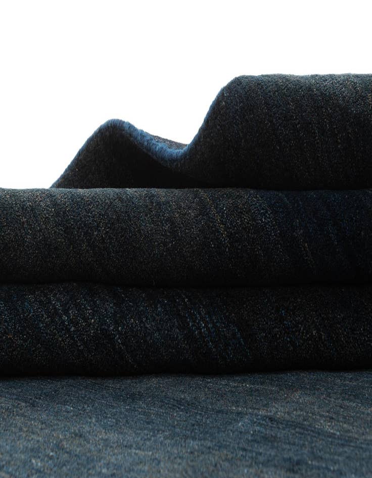 Detail image of 6' 11 x 9' 9 Gabbeh Shouli Rug