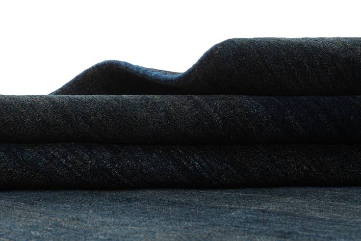 Detail image of 6' 11 x 9' 9 Gabbeh Shouli Rug