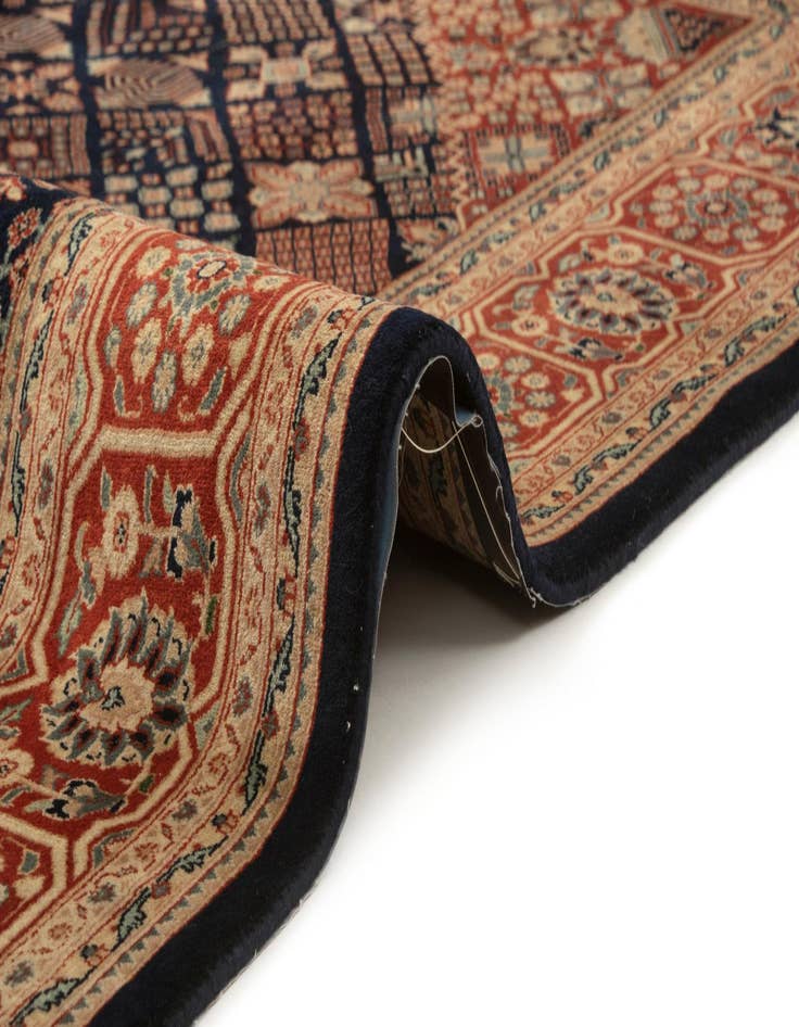 Detail image of 5' 10 x 8' 2 Ganga Rug