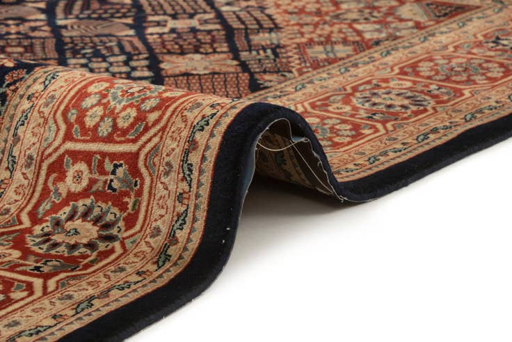 Detail image of 5' 10 x 8' 2 Ganga Rug