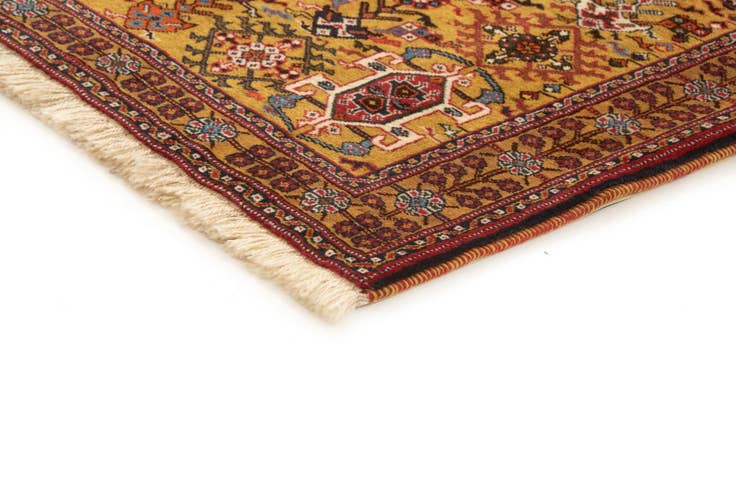 Detail image of 4' 10 x 6' 3 Ghashghai Rug