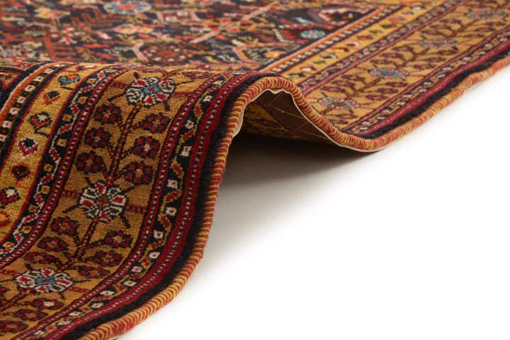 4' 10 x 6' 3 Ghashghai Rug