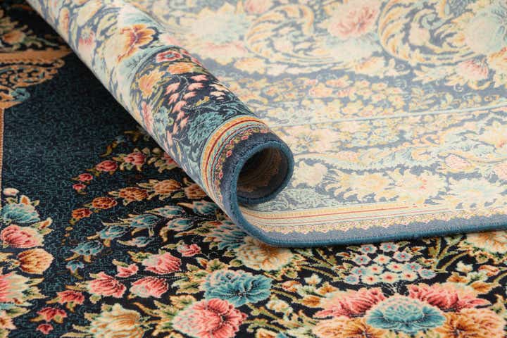 3' 2 x 4' 9 Ghom Design Rug