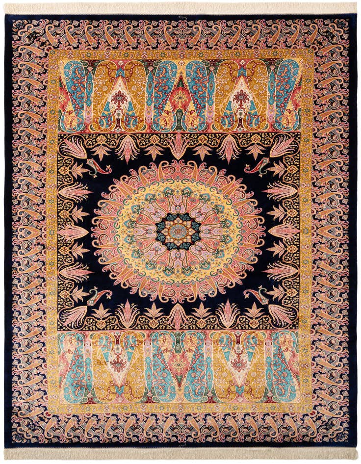 Detail image of 6' 7 x 9' 10 Ghom Design Rug