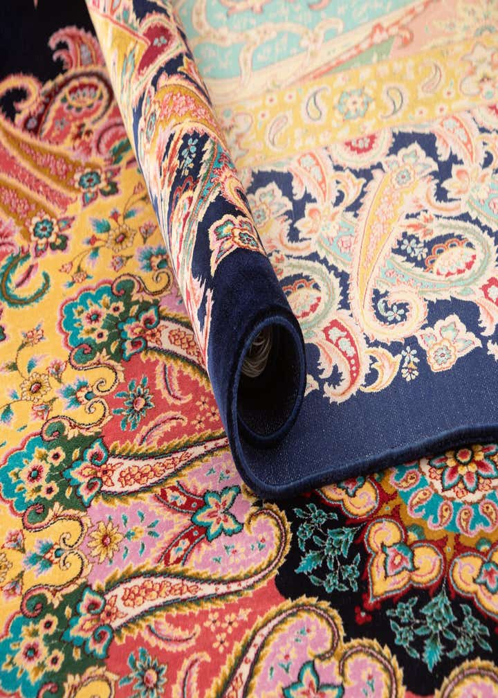 6' 7 x 9' 10 Ghom Design Rug