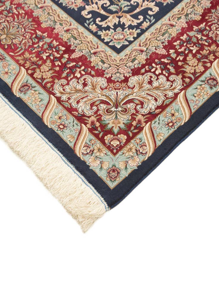 Detail image of 6' 5 x 9' 6 Ghom Design Rug