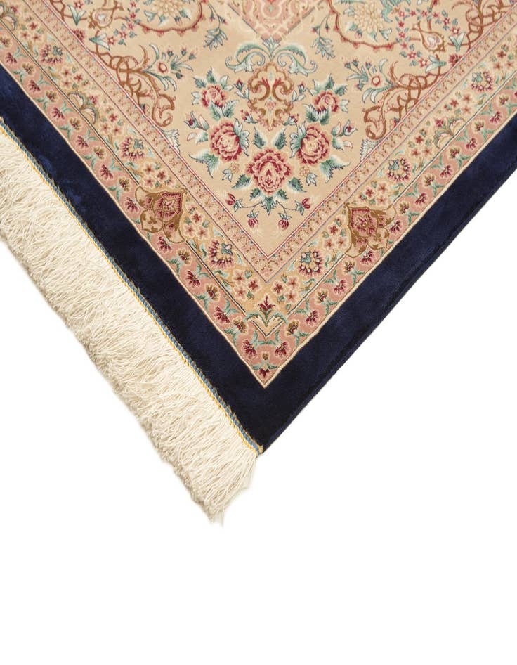 Detail image of 8' x 11' 3 Ghom Design Rug