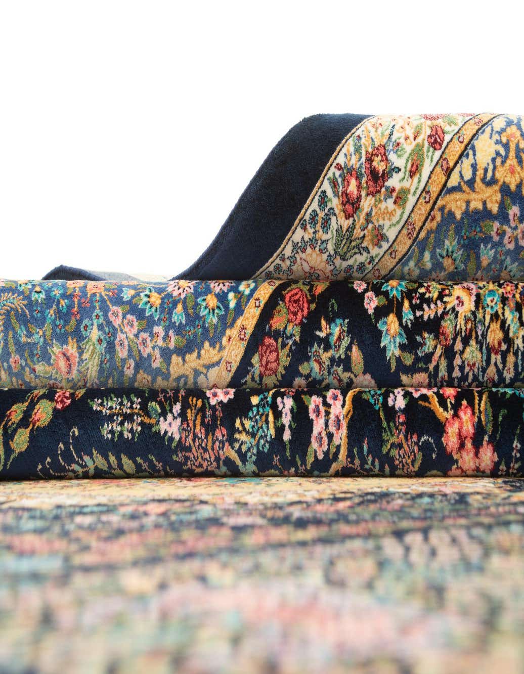 6' 5 x 9' 7 Ghom Design Rug