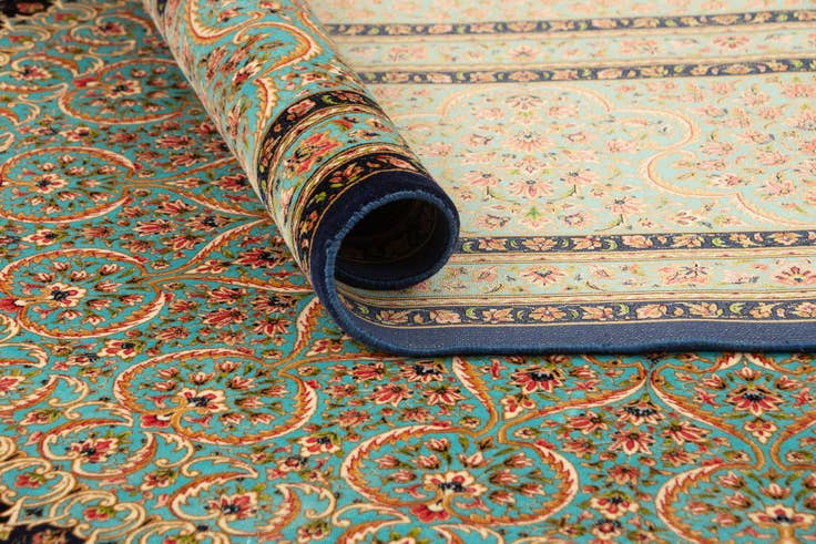 Detail image of 8' 2 x 11' 5 Ghom Design Rug