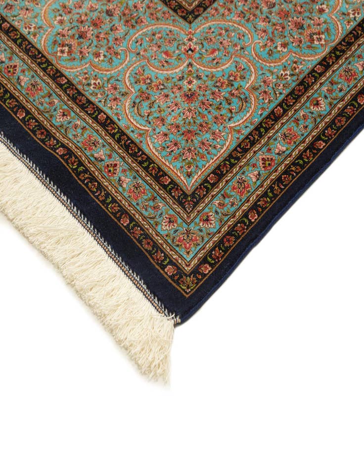 Detail image of 8' x 11' 4 Ghom Design Rug