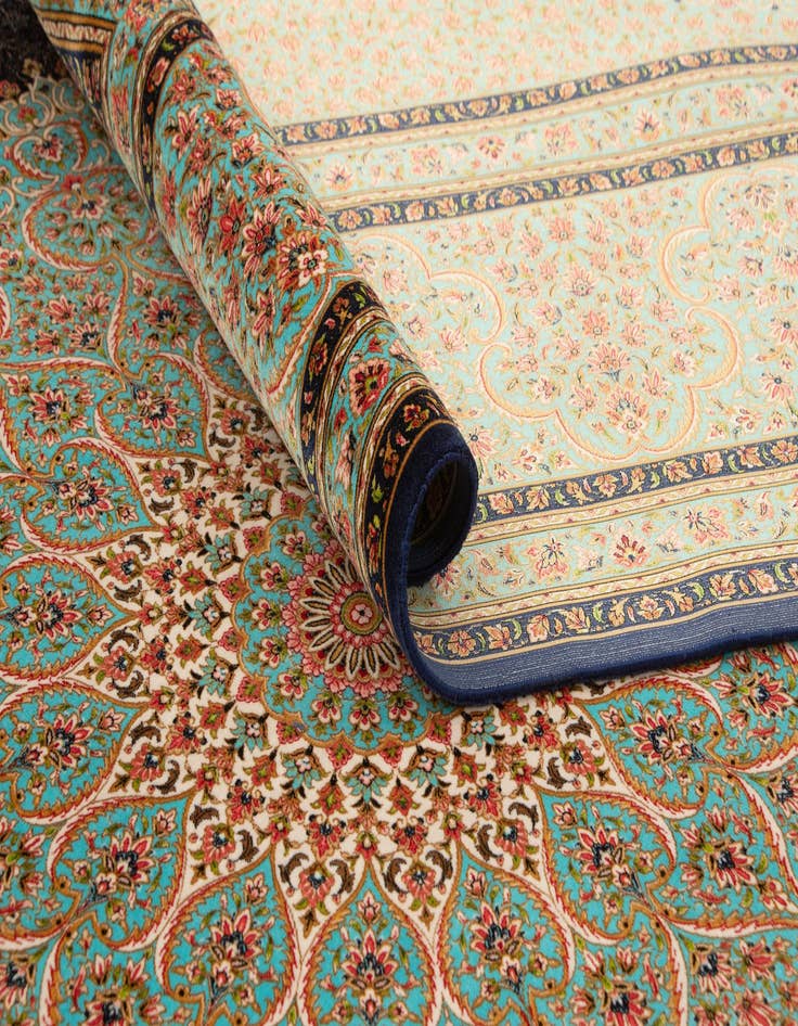 Detail image of 8' x 11' 4 Ghom Design Rug