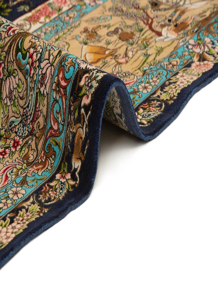 Detail image of 8' 2 x 11' 4 Ghom Design Rug