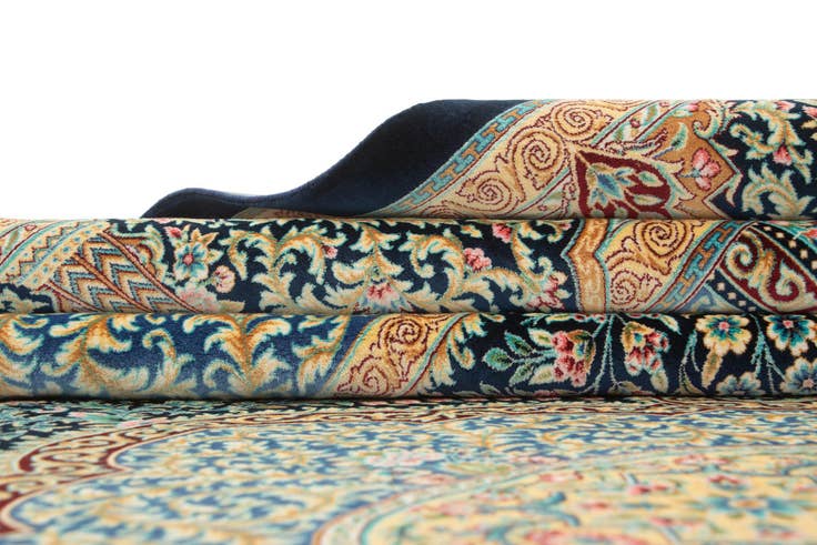 Detail image of 6' 6 x 9' 6 Ghom Design Rug