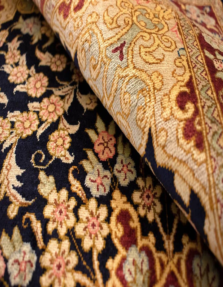 Detail image of 2' 7 x 4' Ghom Silk Rug