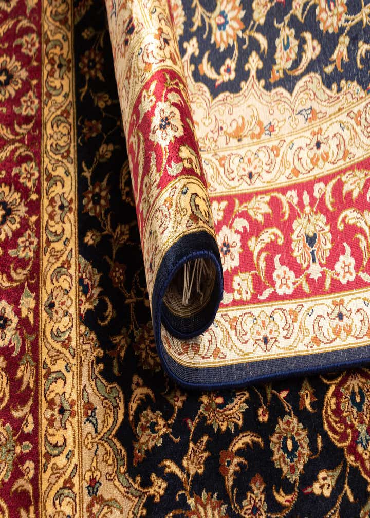 2' 7 x 4' Ghom Silk Rug