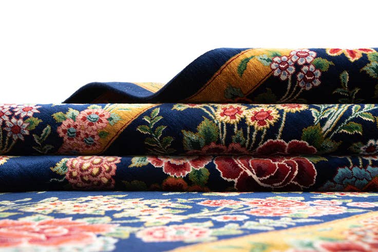 Detail image of 3' 3 x 5' 1 Ghom Silk Rug