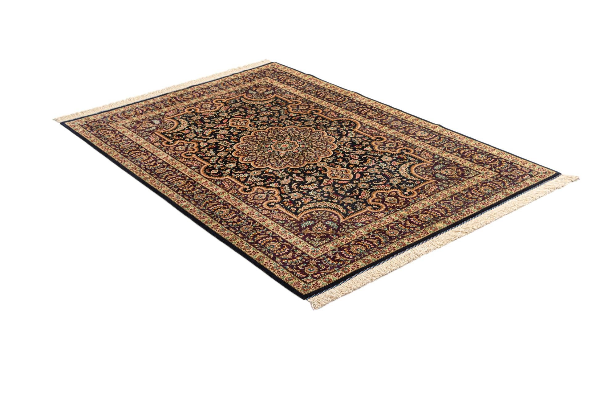 4' 4 x 6' 6 Ghom Silk Rug