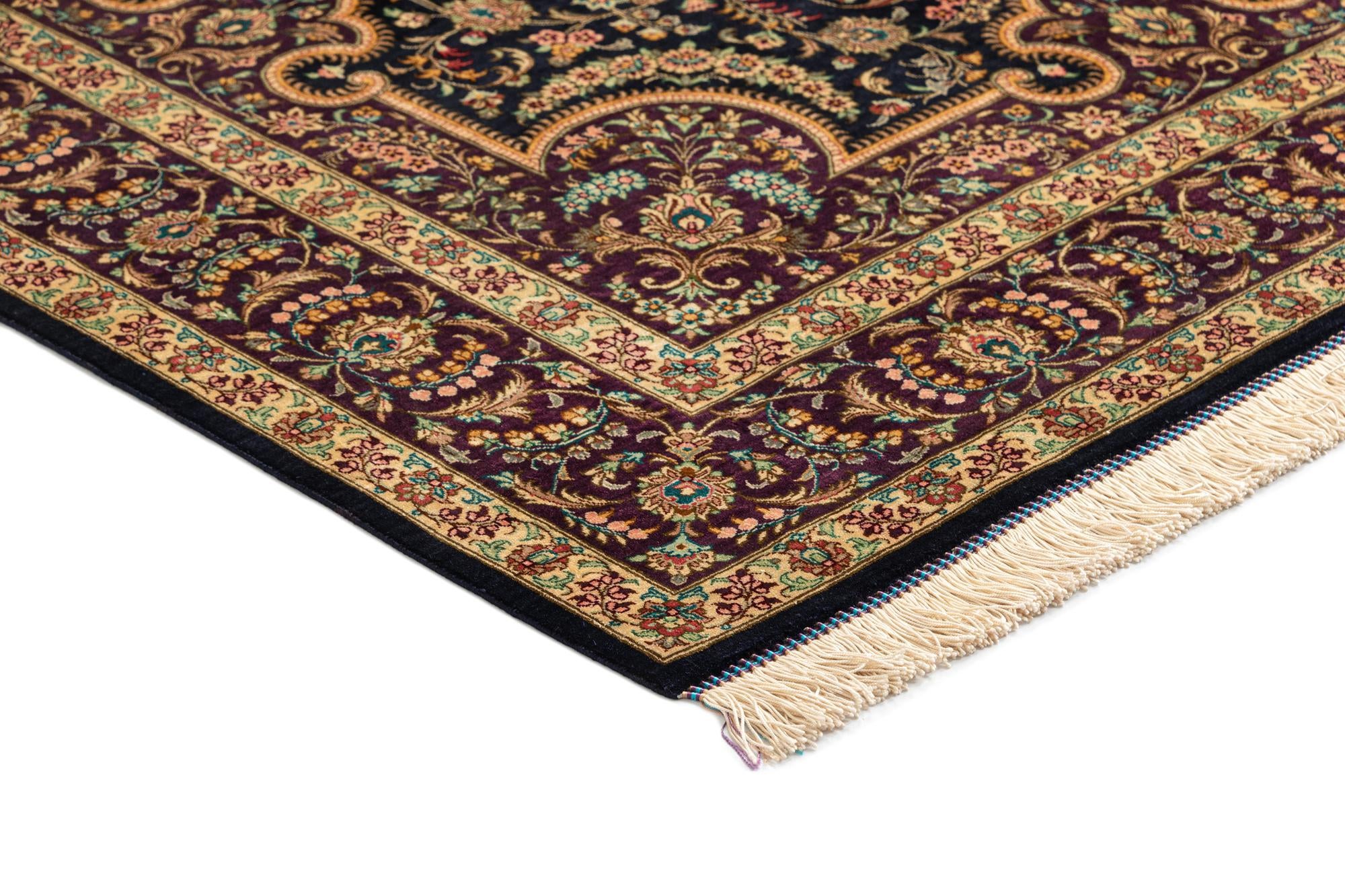 4' 4 x 6' 6 Ghom Silk Rug