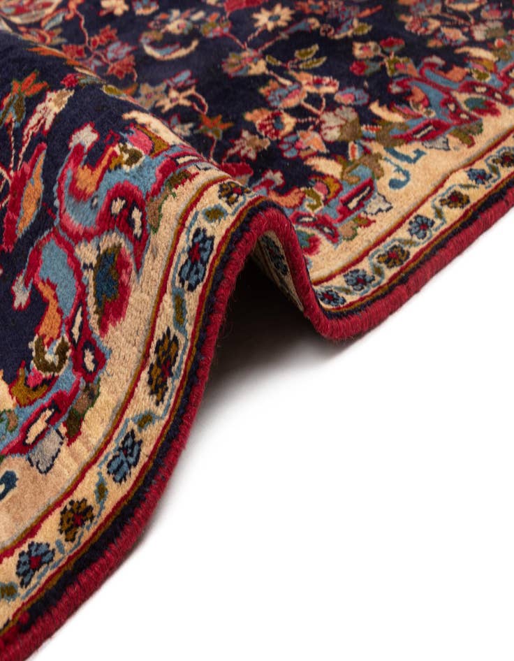 Detail image of 6' 11 x 10' Hamedan Wool Rug