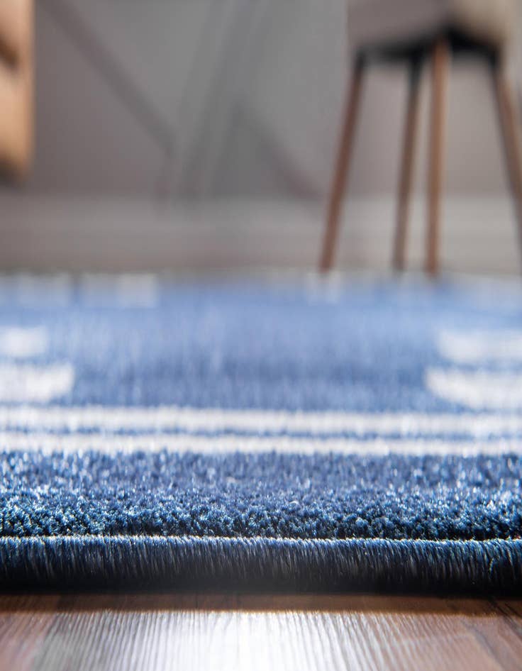 Detail image of 2' x 3' Hera Rug