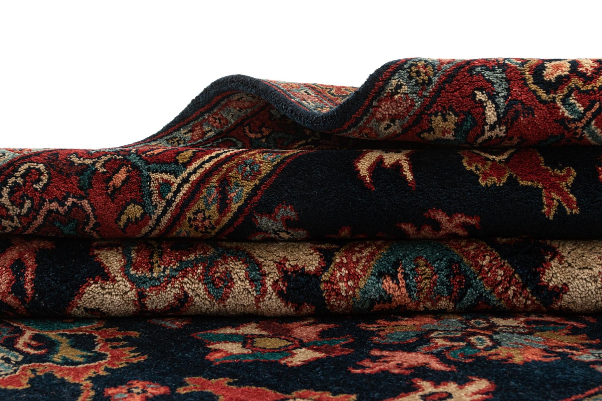 5' 7 x 8' 1 Heriz Rug