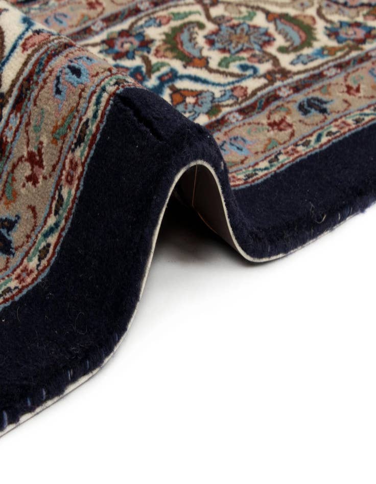 Detail image of 6' 9 x 9' Indo Herati Wool Rug