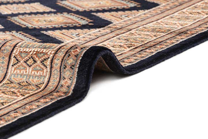 4' 8 x 6' 9 Karachi Royal Rug