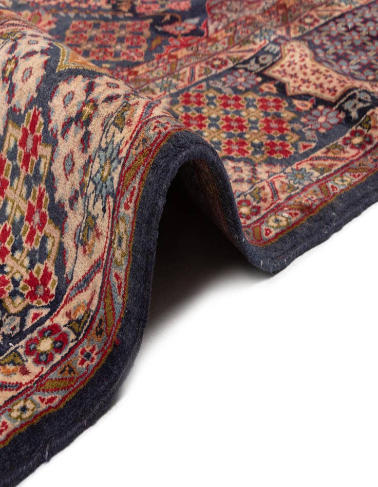 Detail image of 9' 6 x 13' 1 Kashan Wool Rug