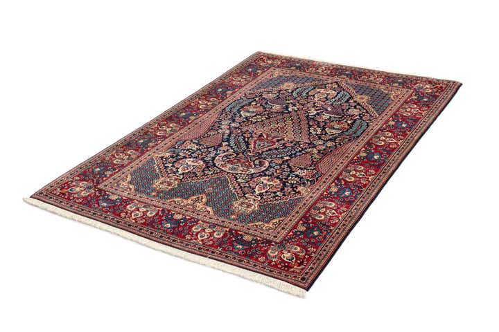 4' 6 x 6' 10 Kashan Wool Rug