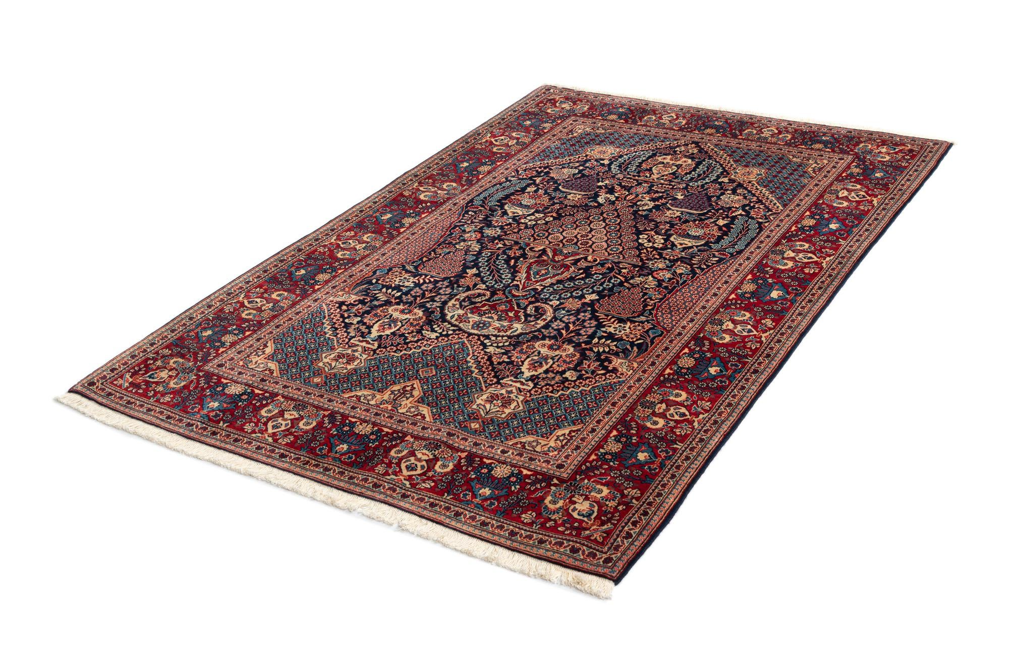 4' 4 x 6' 10 Kashan Wool Rug