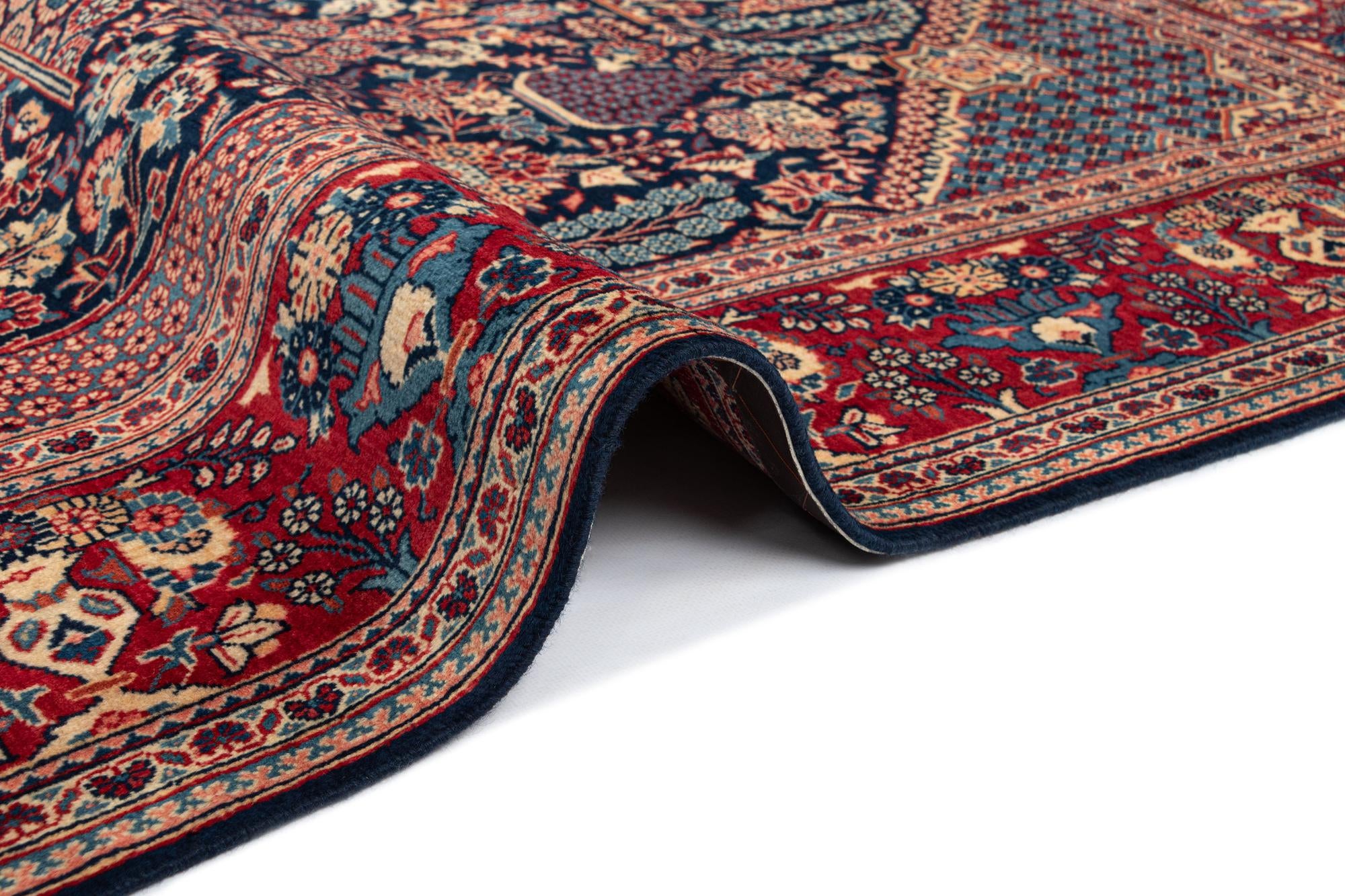 4' 4 x 6' 10 Kashan Wool Rug