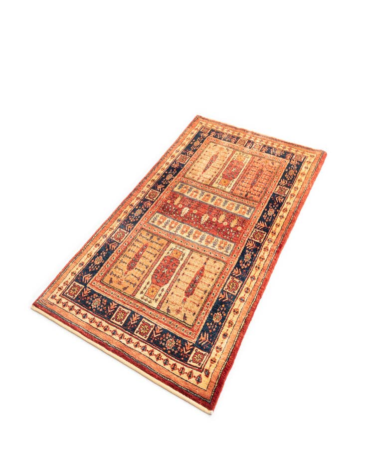 Detail image of 3' 5 x 5' 7 Kashkuli Wool Rug