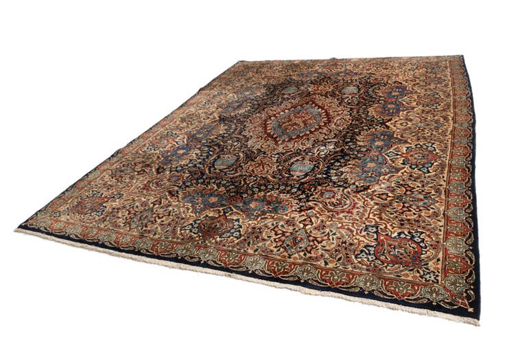 Detail image of 9' 11 x 13' Kashmar Wool Rug
