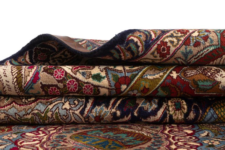 Detail image of 9' 9 x 13' 1 Kashmar Wool Rug