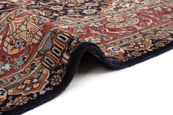 Detail image of 6' 6 x 9' 7 Kashmar Wool Rug