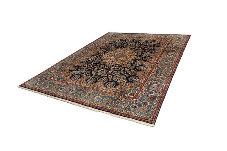 Detail image of 9' 6 x 12' 7 Kashmar Wool Rug