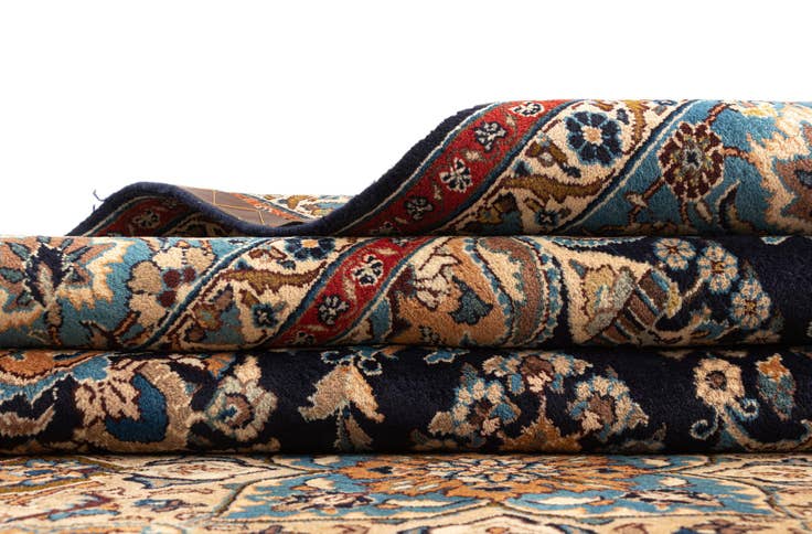Detail image of 9' 6 x 12' 7 Kashmar Wool Rug