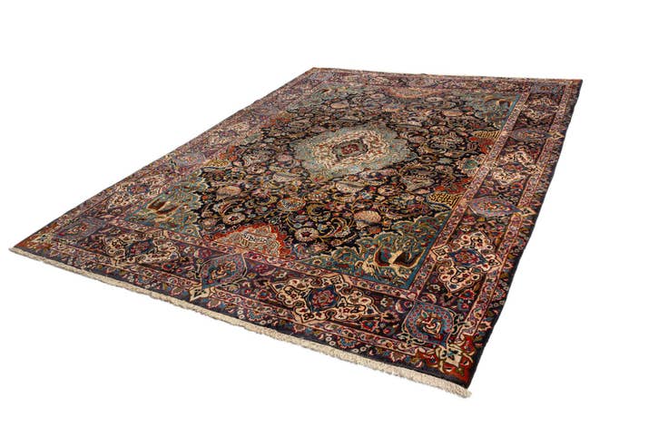 Detail image of 9' 10 x 12' 10 Kashmar Wool Rug