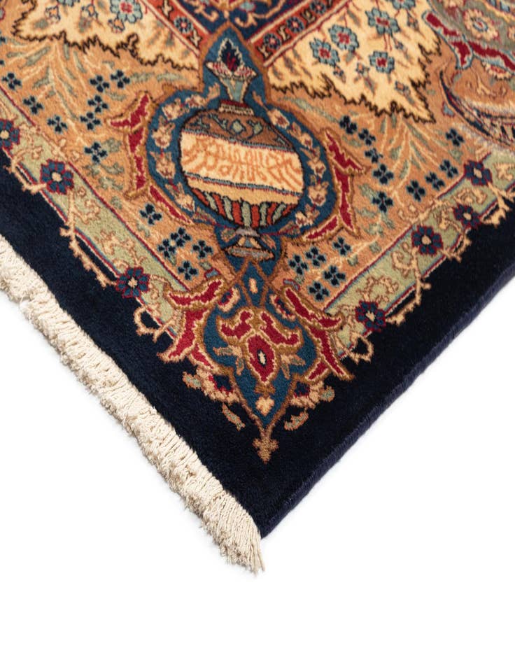 Detail image of 9' 8 x 12' 4 Kashmar Wool Rug