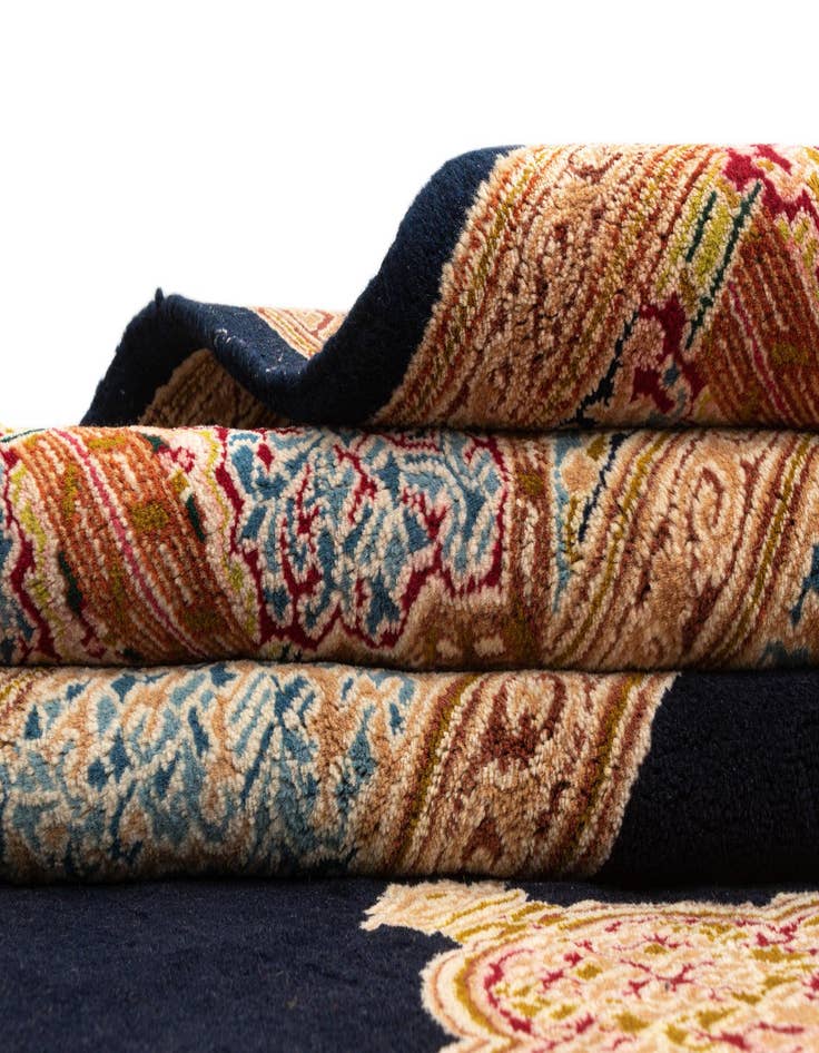 Detail image of 10' x 13' 3 Kerman Wool Rug