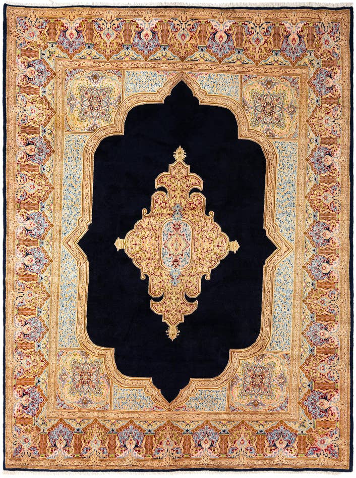 Detail image of 10' x 13' 3 Kerman Wool Rug