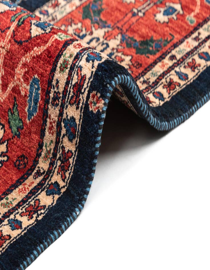 Detail image of 8' 2 x 9' 7 Hand Knotted Luribaft Rug