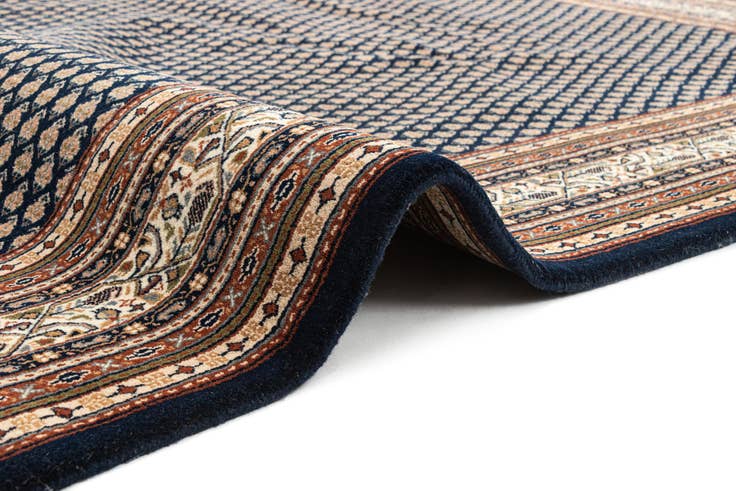 Detail image of 6' 7 x 10' Mir Rug