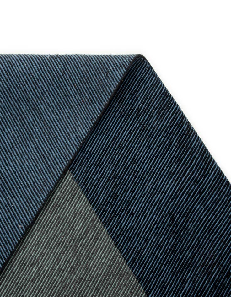 Detail image of 6' 1 x 8' 3  Hand Knotted Modern Farona Wool Rug